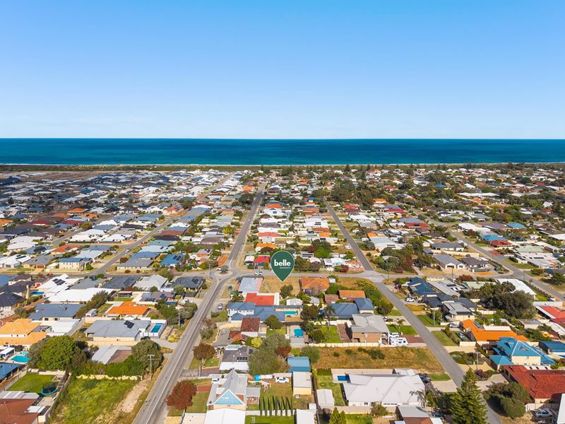 13 Marlin Way, Golden Bay WA 6174