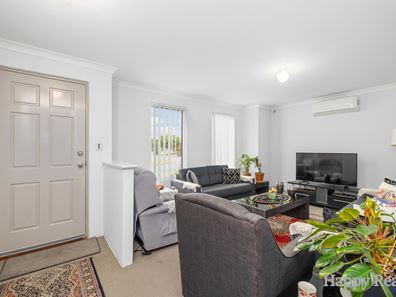 2 Gowrie Approach, Canning Vale WA 6155