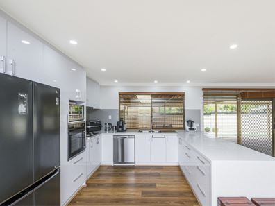63 Ralphs Street, Seville Grove WA 6112