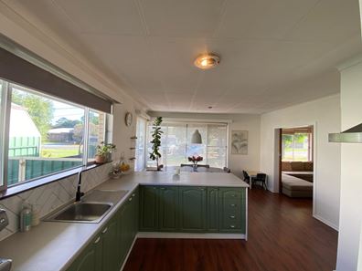 17 Short Street, Eaton WA 6232
