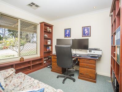 68 Bodeman Road, Wandi WA 6167