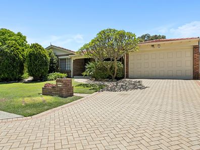 7 St Johns Court, Kingsley WA 6026