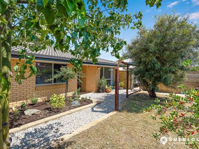 9 Roderick Close, Gosnells WA 6110