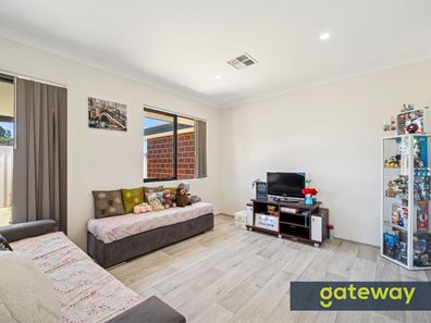 40 Becker  Loop, Mandogalup WA 6167