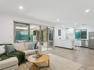 34D Oswald Street, Victoria Park WA 6100