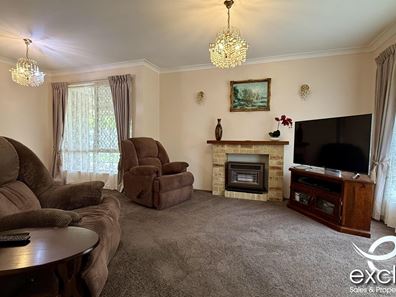 40 Grafton Drive, Dudley Park WA 6210