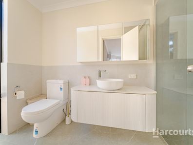 5 Foxfield Road, Darch WA 6065