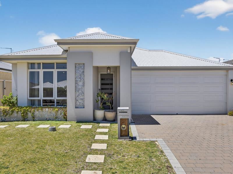 52 Winderie Road, Golden Bay WA 6174