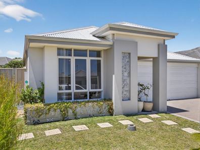52 Winderie Road, Golden Bay WA 6174