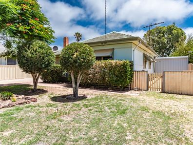 38 Rifle Range Road , Rangeway WA 6530