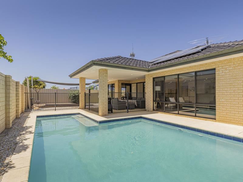 15 Mulgrave Loop, Mindarie