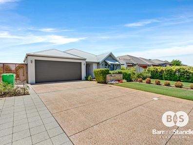 5 Lunar Avenue, Australind WA 6233