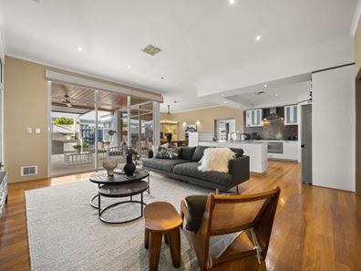 53 Delgado Parade, Iluka WA 6028