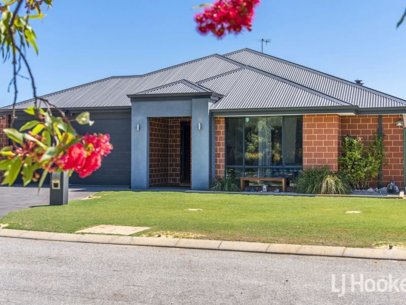 6 Twiss Circuit, Ravenswood