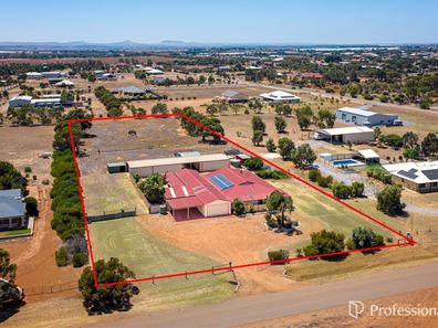 7 Polwarth Parade, Deepdale WA 6532