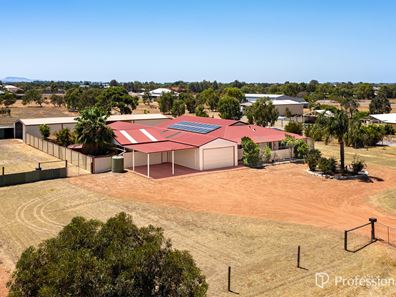7 Polwarth Parade, Deepdale WA 6532