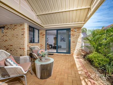 1 Lucy Lane, Currambine WA 6028