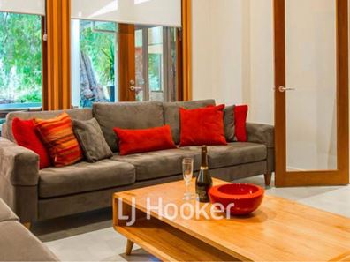 7/4 Lecaille Court, Dunsborough WA 6281