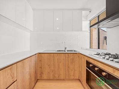 8/377 Canning Highway, Como WA 6152