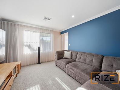 8 Raphoe Loop, Bullsbrook WA 6084