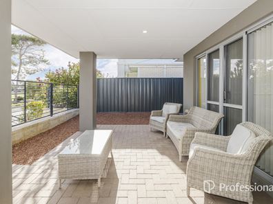 12 Bunker Crescent, Yanchep WA 6035