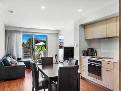 22/1 Kennedy Street, Maylands WA 6051