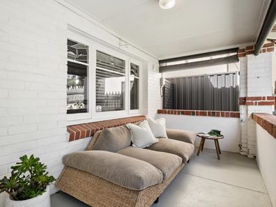 42 Lansdowne Road, Kensington WA 6151