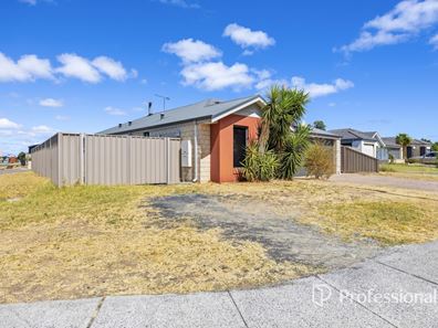1 Beraking Loop, Dalyellup WA 6230