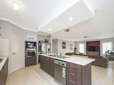 3 Jacksonia Gate, Canning Vale WA 6155