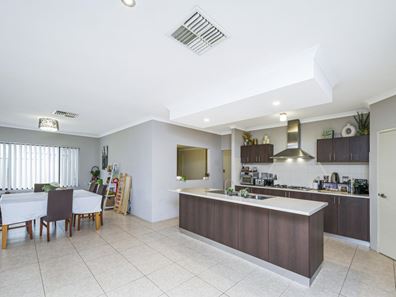 3 Jacksonia Gate, Canning Vale WA 6155