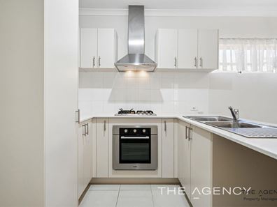 17D Pitta Corner, Success WA 6164
