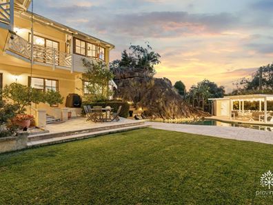 12 Sundew Road, Gooseberry Hill WA 6076
