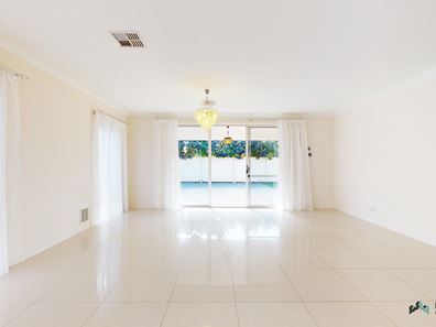 30 Bayonne Corner, Piara Waters WA 6112