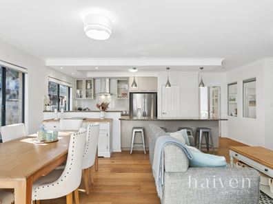 12A Bay Road, Claremont WA 6010