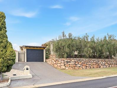 23 Mermaid Way, Heathridge WA 6027