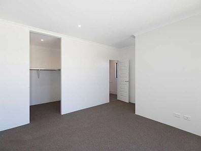 7 Bronzite Road, Treeby WA 6164
