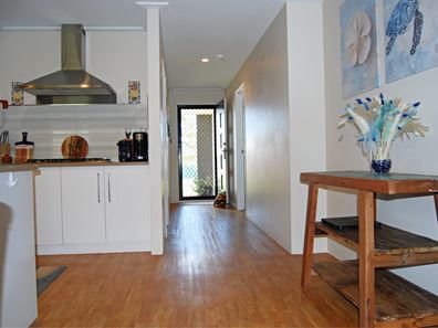27 Mistral Crest, Glenfield WA 6532