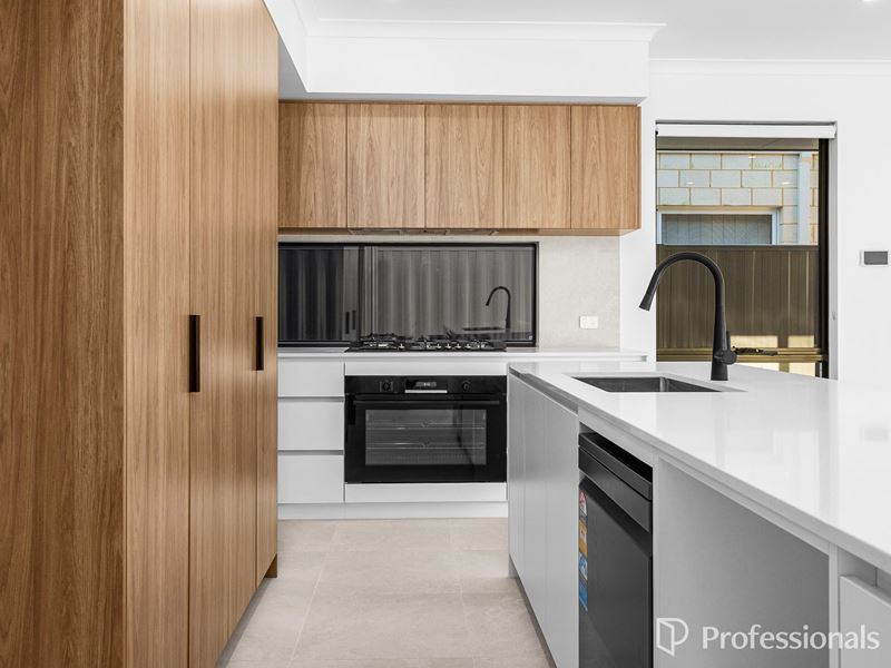 60 Currawong Loop, Treeby