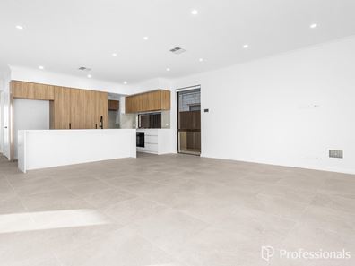 60 Currawong Loop, Treeby WA 6164