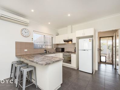 12A Madora Beach Road, Madora Bay WA 6210