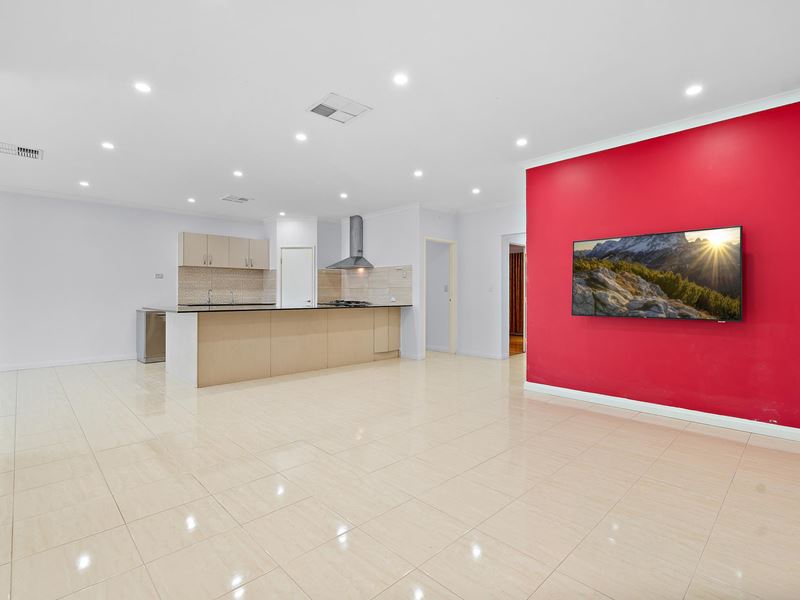 8A Doherty Road, Coolbellup WA 6163