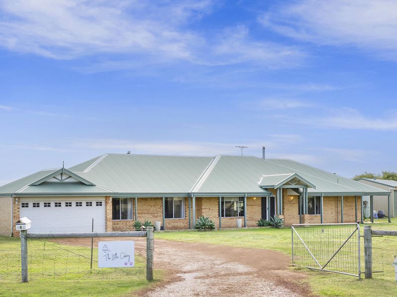 8 Serenity Grove, Ambergate