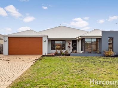 16 Lomatia Ramble, Halls Head WA 6210
