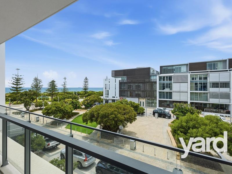 303/17 Freeman Loop, North Fremantle WA 6159