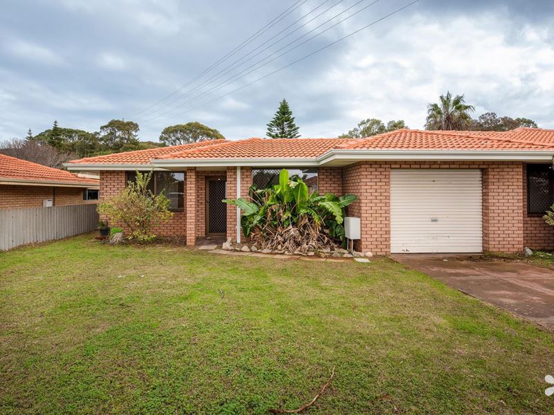 14A Chesham Way, Hamilton Hill WA 6163