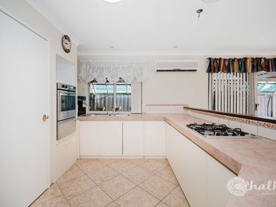 54 Montebourg Meander, Port Kennedy WA 6172