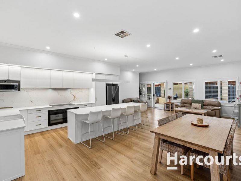 44 Weymouth Boulevard, Quinns Rocks