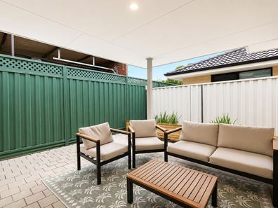 15B Counsel Road, Coolbellup WA 6163