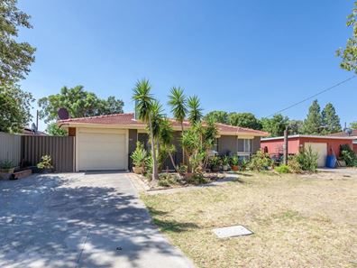 66 Lowanna Way, Armadale WA 6112