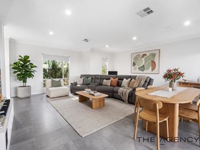 19 Rouen Street, Madeley WA 6065